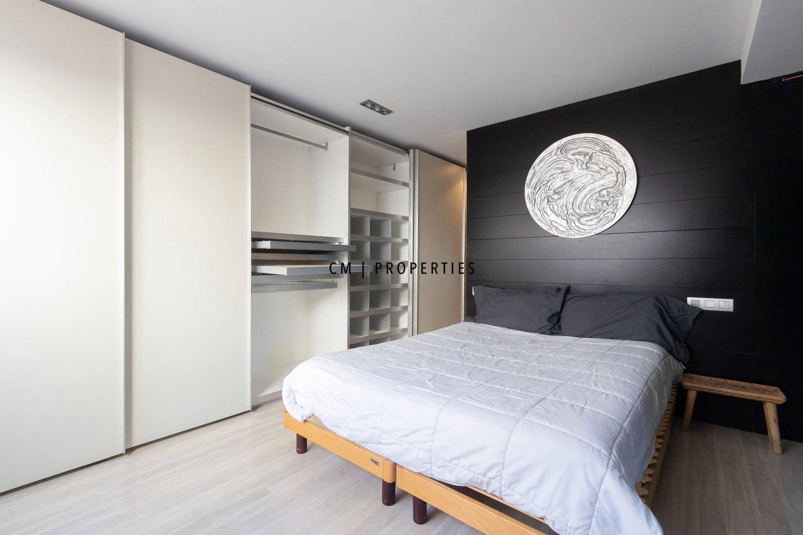 1 makuuhuone Kattohuoneisto vuokrattavana paikassa Valencia kaupunki mukana 
autotalli - 2 200 € (Ref: 9645975)