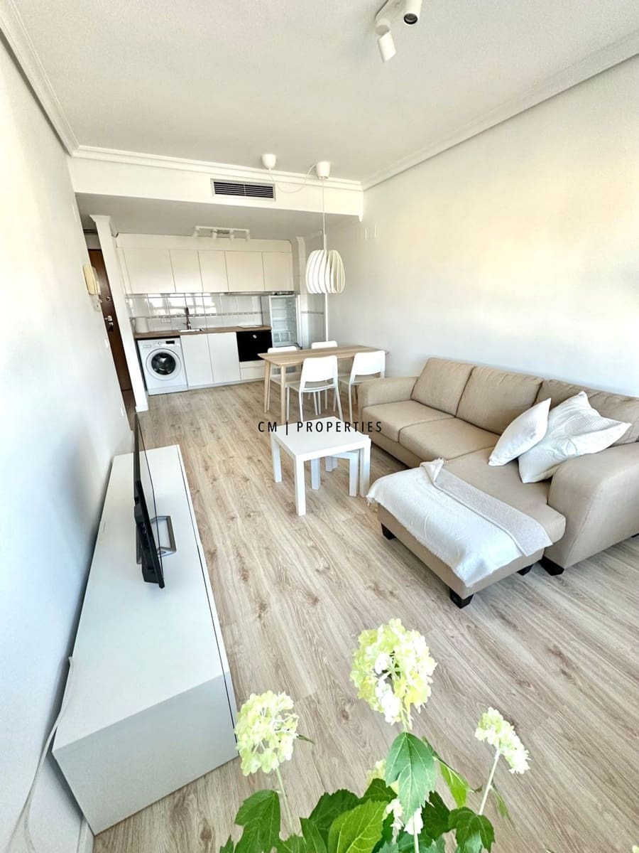1 quarto Apartamento para arrendar em Valencia cidade com piscina - 1 400 € (Ref: 9646188)