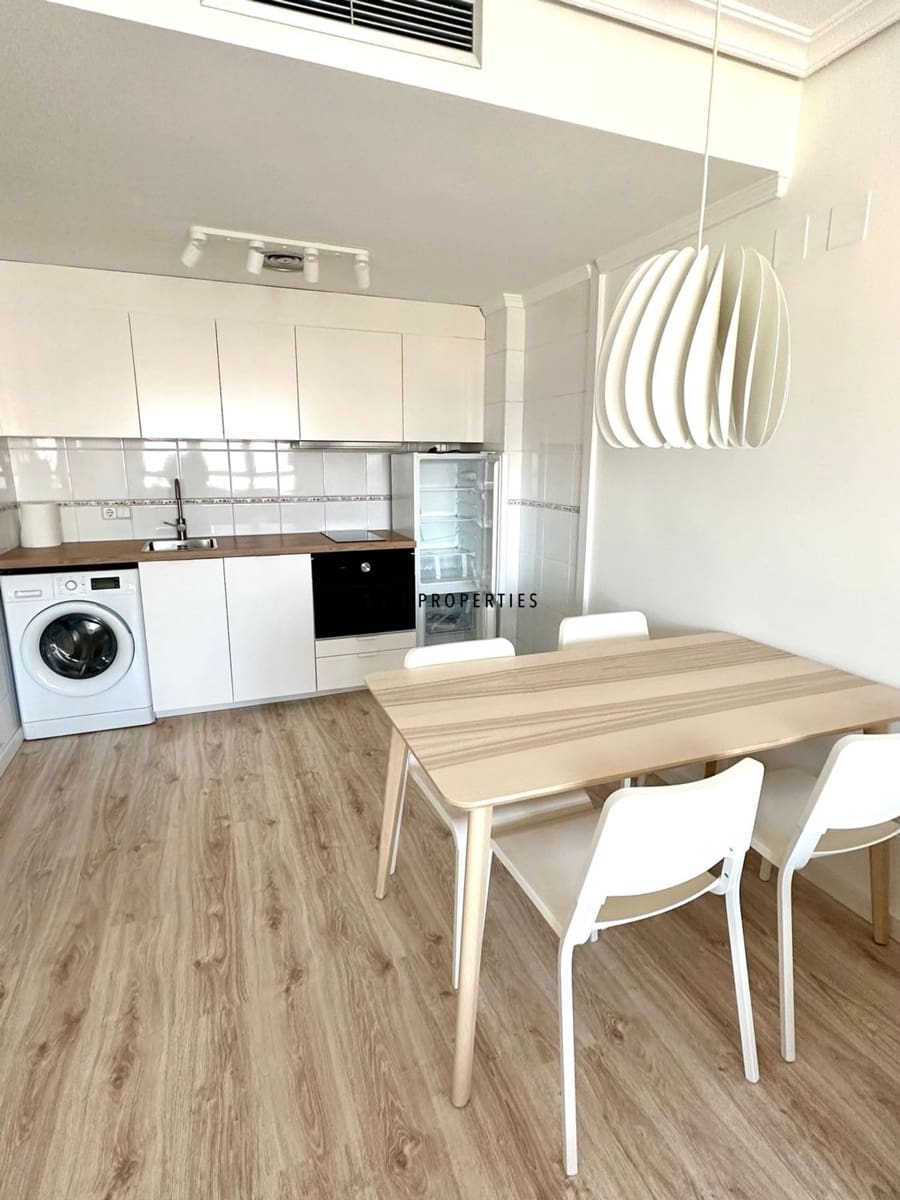 1 quarto Apartamento para arrendar em Valencia cidade com piscina - 1 400 € (Ref: 9646188)