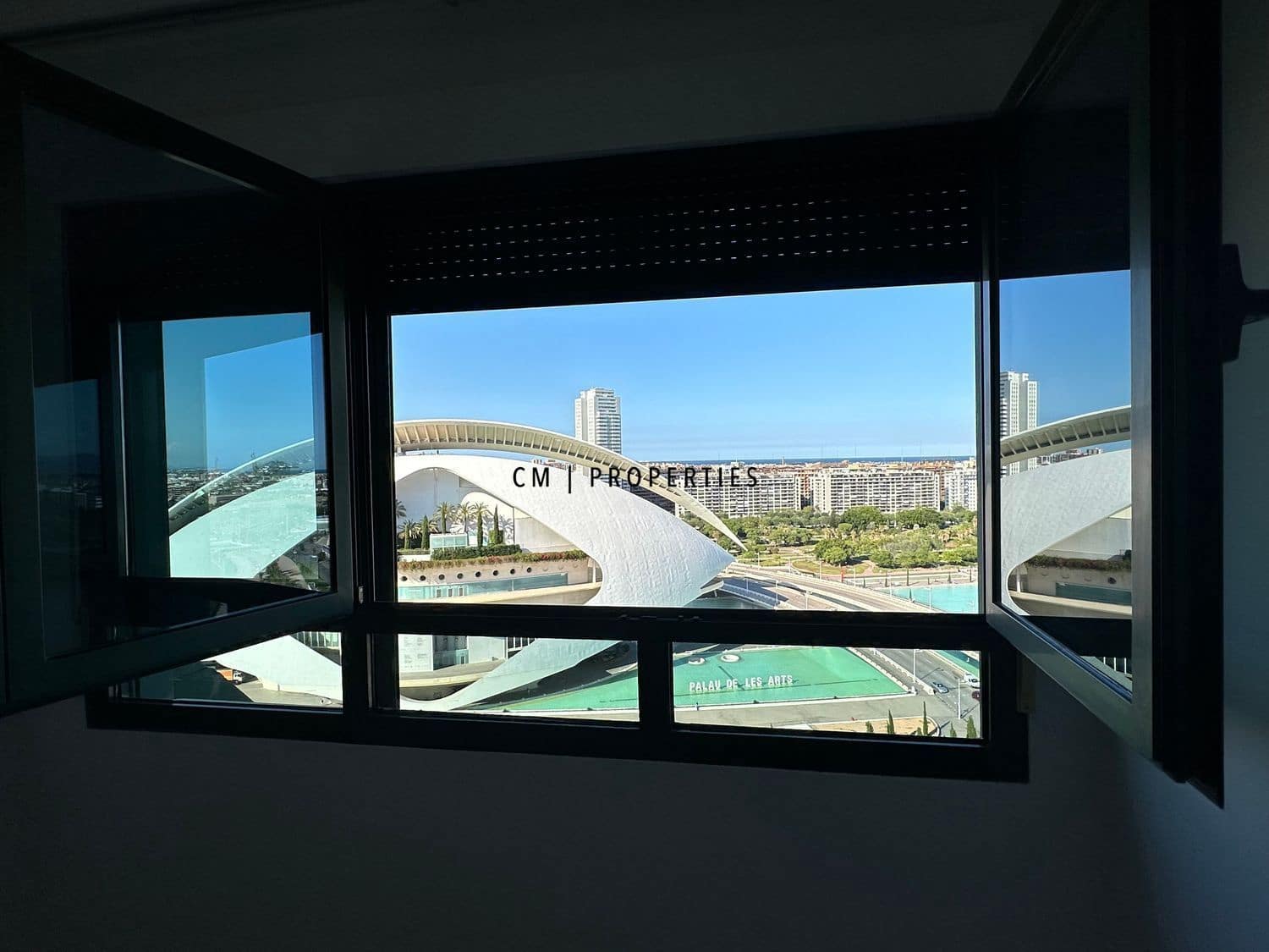 1 quarto Apartamento para arrendar em Valencia cidade com piscina - 1 400 € (Ref: 9646188)