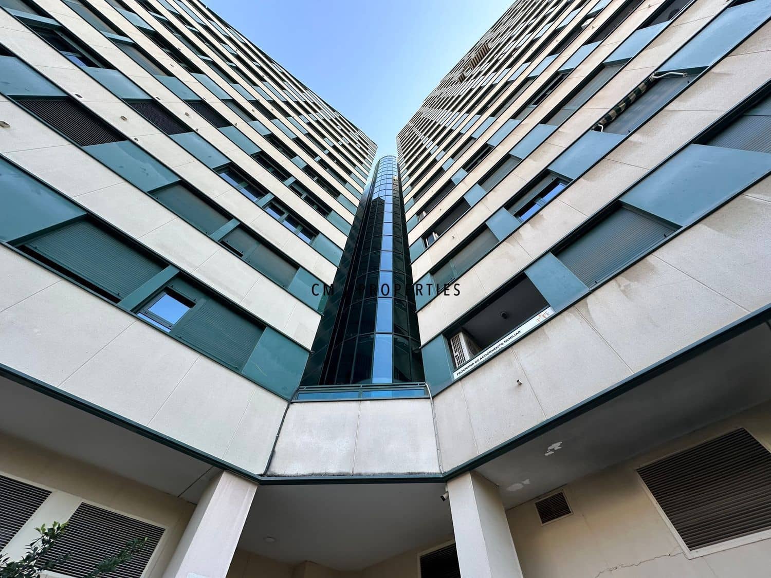 1 quarto Apartamento para arrendar em Valencia cidade com piscina - 1 400 € (Ref: 9646188)