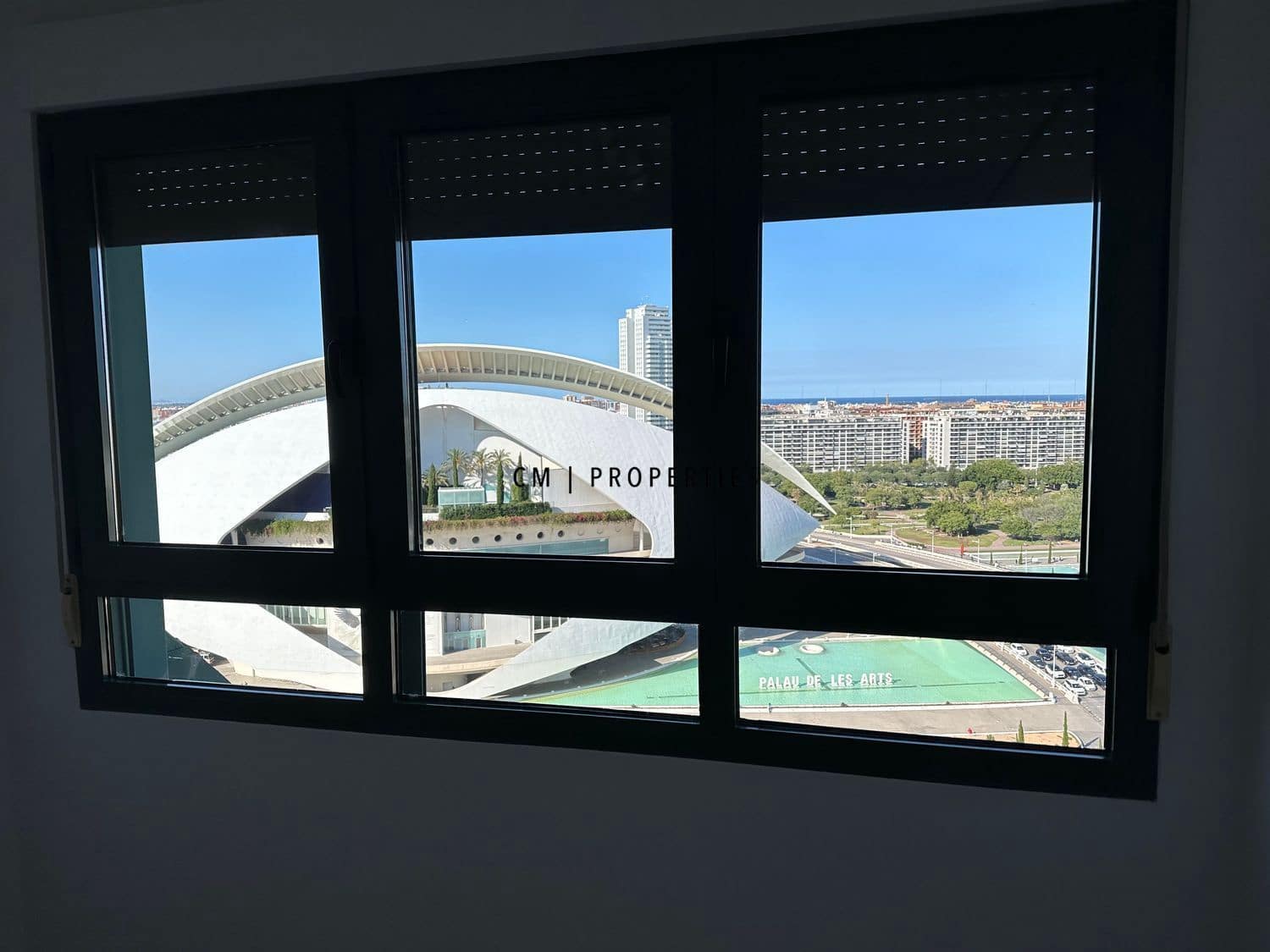 1 quarto Apartamento para arrendar em Valencia cidade com piscina - 1 400 € (Ref: 9646188)