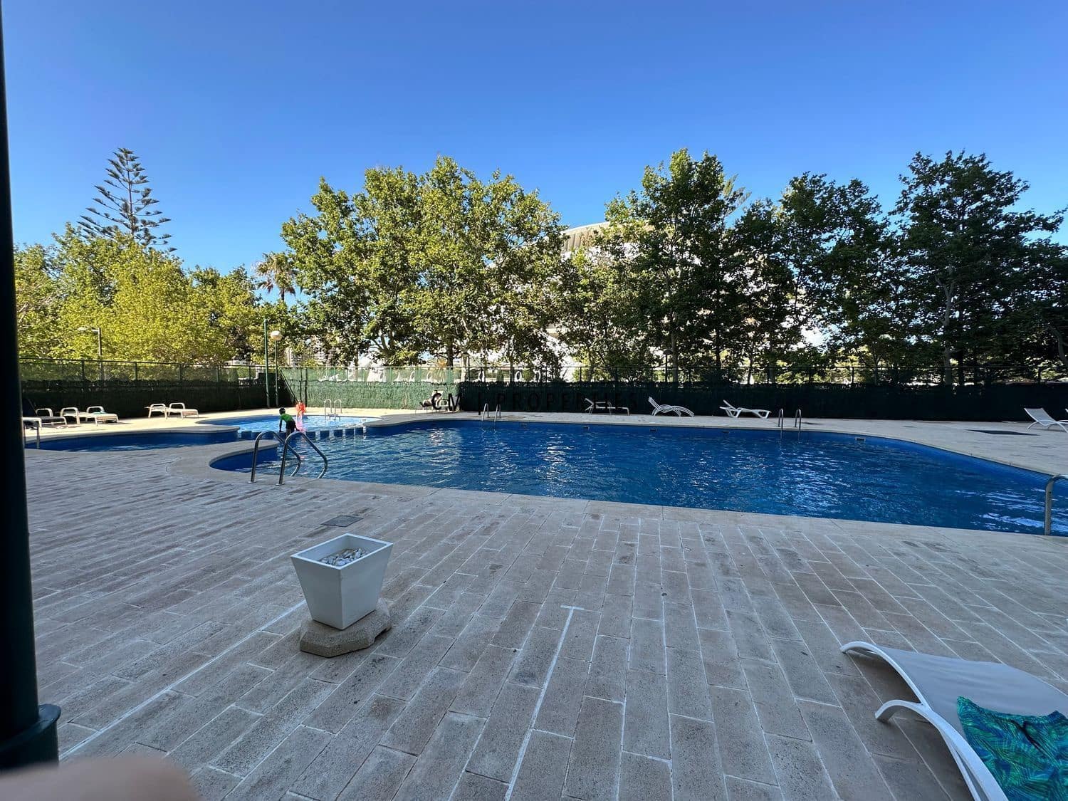 1 quarto Apartamento para arrendar em Valencia cidade com piscina - 1 400 € (Ref: 9646188)