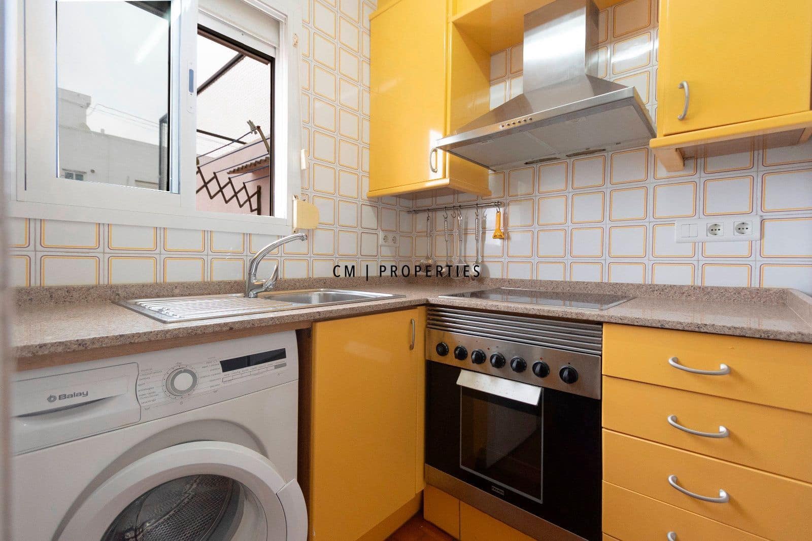 Appartement de 2 chambres à louer à Valence ville avec garage - 1 200 € (Ref: 9653184)