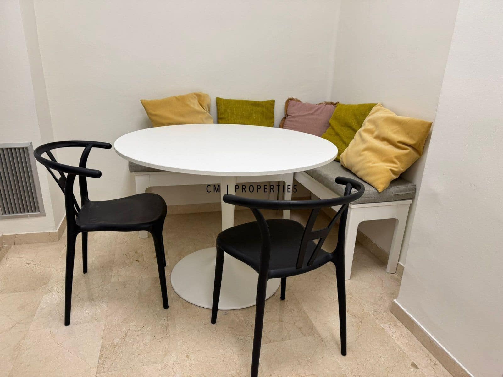 2 camera da letto Appartamento da affittare in Valencia citta - 2.200 € (Rif: 9653185)