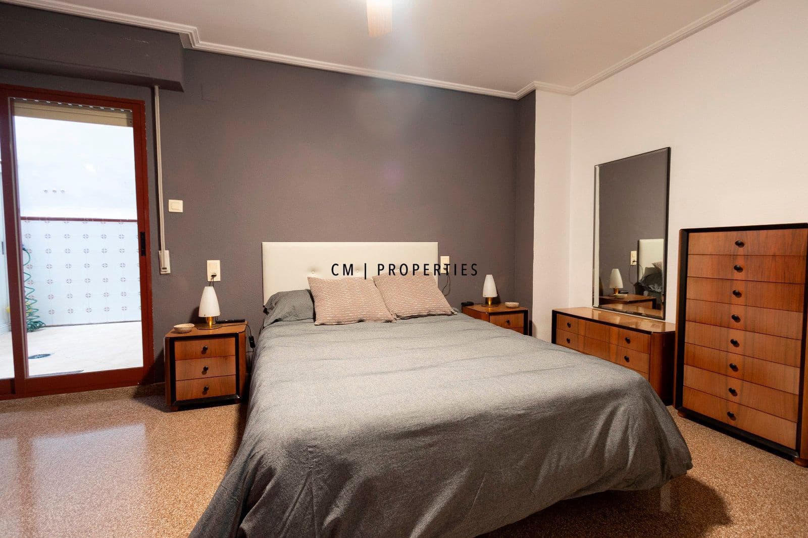 3 soverom Leilighet til leie i Sagunto / Sagunt - € 1 400 (Ref: 9654136)