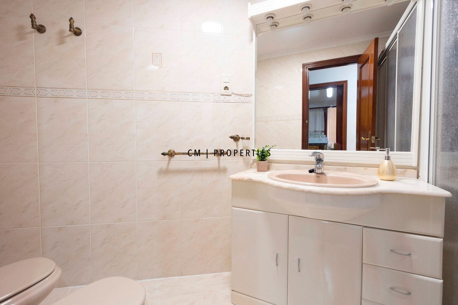 3 soverom Leilighet til leie i Sagunto / Sagunt - € 1 400 (Ref: 9654136)