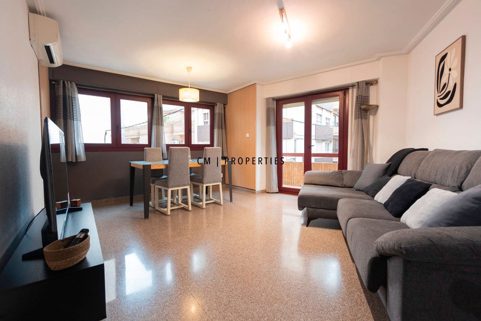 3 soverom Leilighet til leie i Sagunto / Sagunt - € 1 400 (Ref: 9654136)