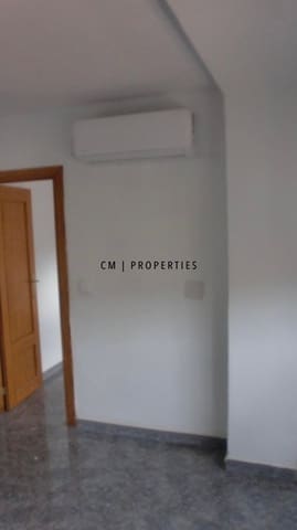 2 soverom Leilighet til leie i Albal - € 800 (Ref: 9656406)