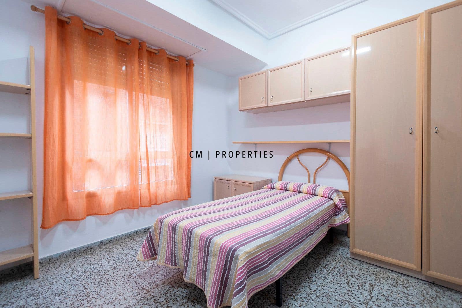 4 sypialnia Mieszkanie na sprzedaż w Sagunto / Sagunt z garażem - 220 000 € (Ref: 9656703)