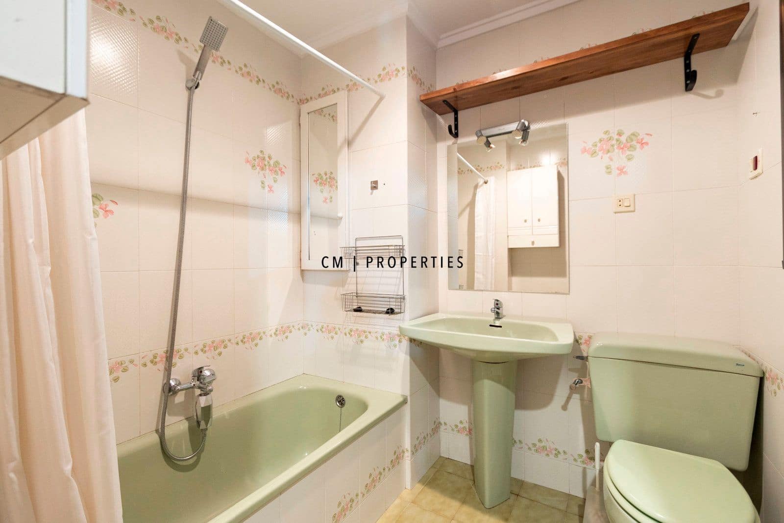 4 sypialnia Mieszkanie na sprzedaż w Sagunto / Sagunt z garażem - 220 000 € (Ref: 9656703)