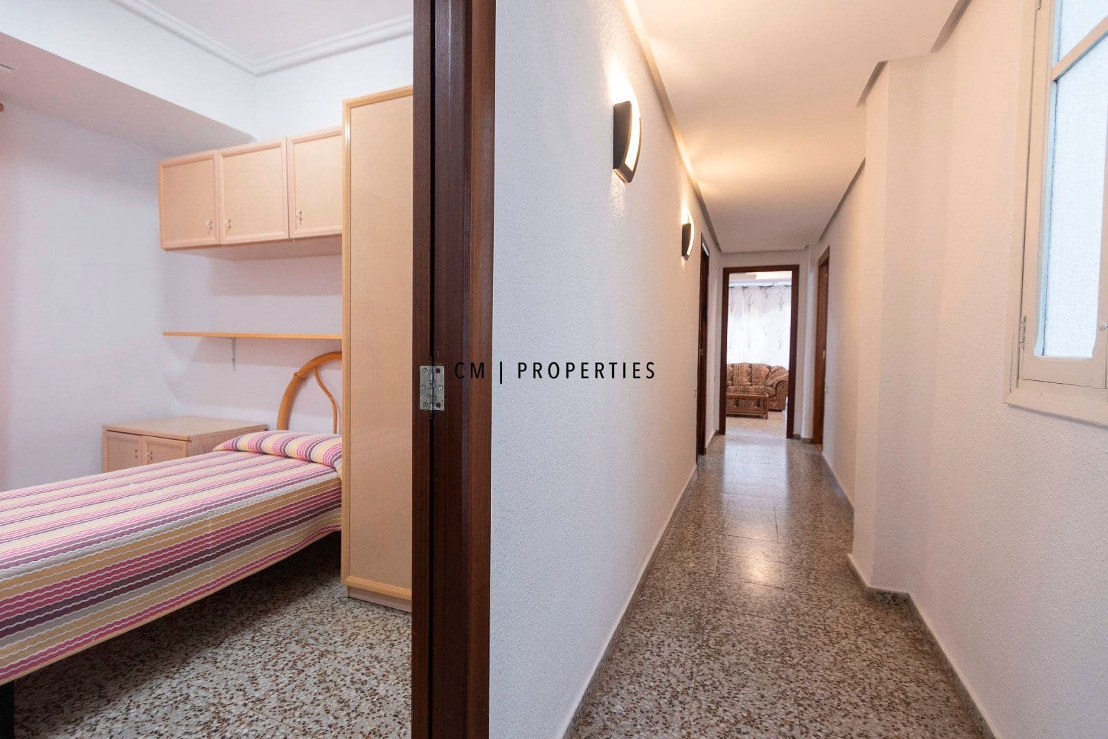 4 sypialnia Mieszkanie na sprzedaż w Sagunto / Sagunt z garażem - 220 000 € (Ref: 9656703)