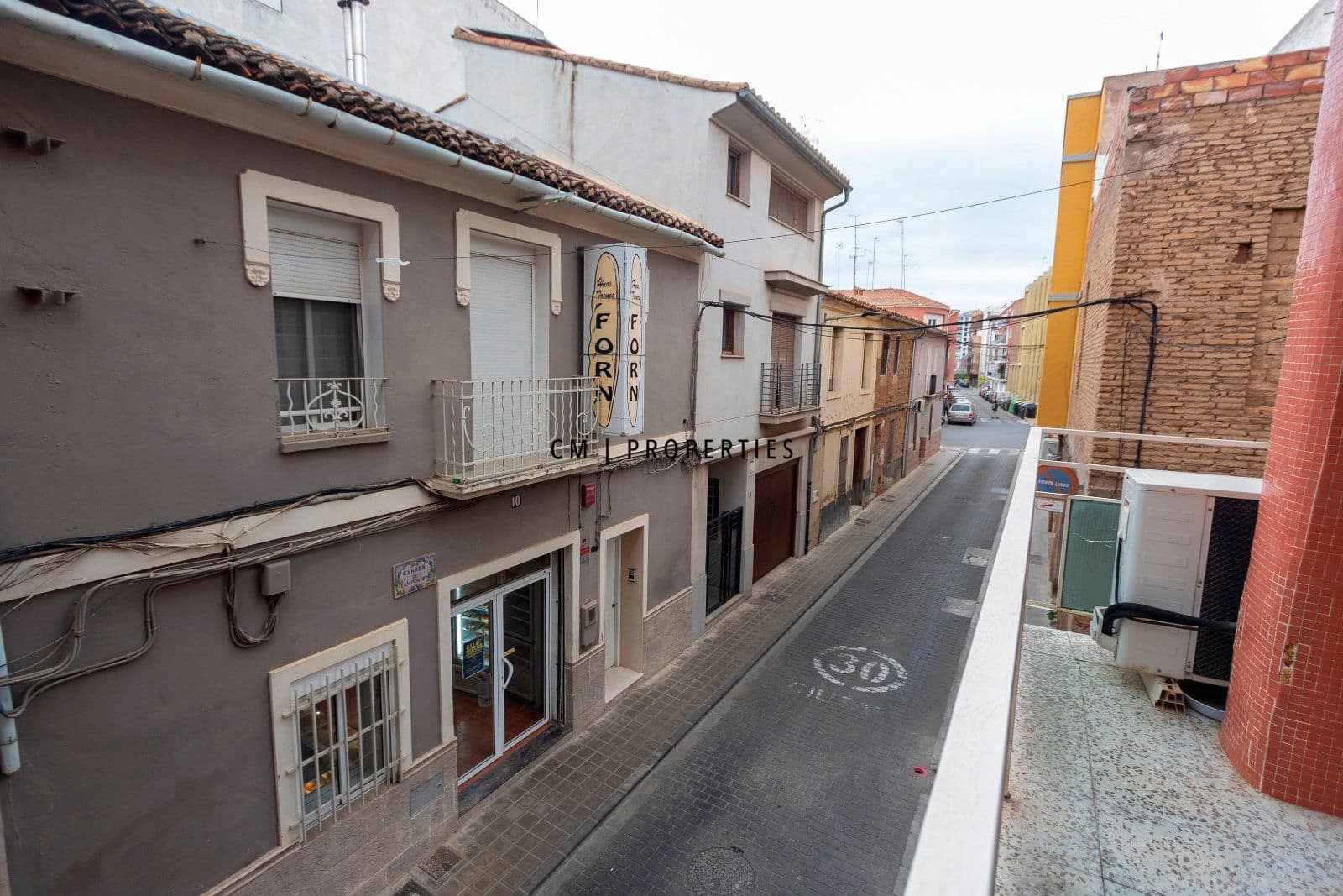 4 sypialnia Mieszkanie na sprzedaż w Sagunto / Sagunt z garażem - 220 000 € (Ref: 9656703)