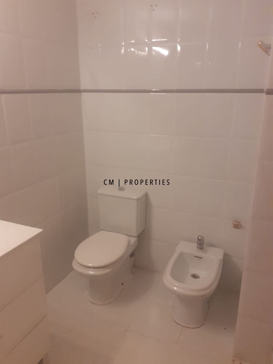 2 slaapkamer Flat te huur in Valencia stad - € 1.190 (Ref: 9657892)