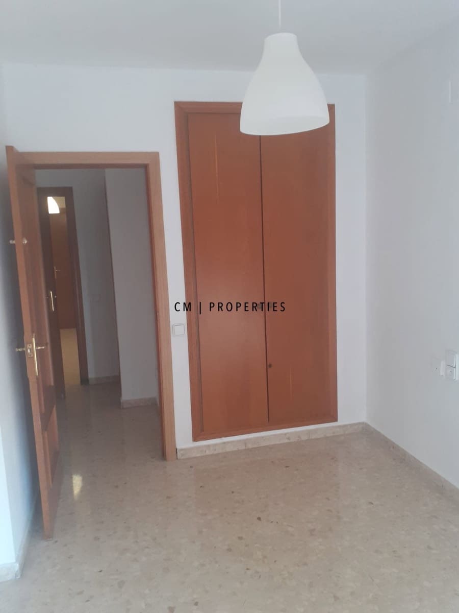 2 slaapkamer Flat te huur in Valencia stad - € 1.190 (Ref: 9657892)