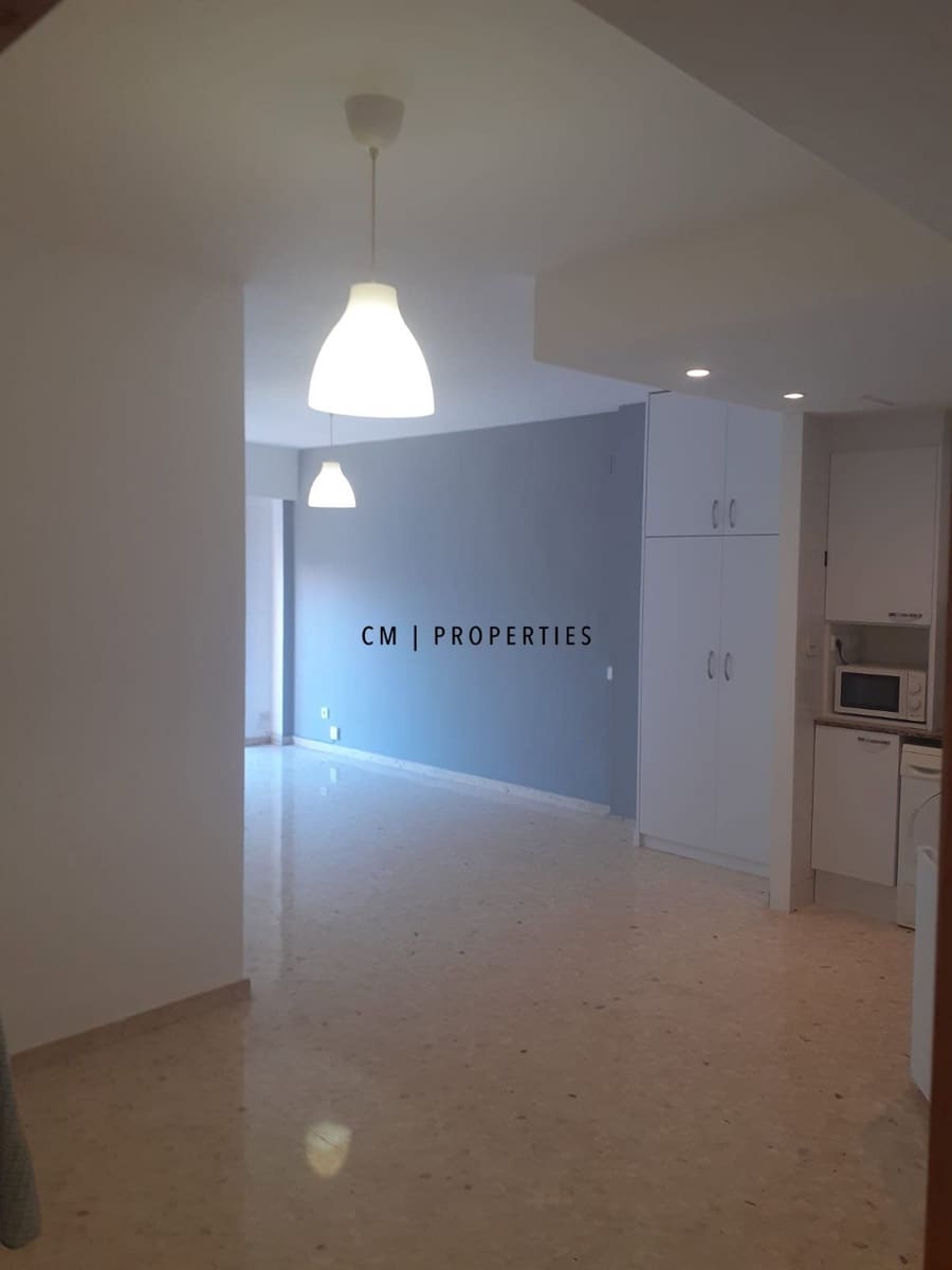 2 slaapkamer Flat te huur in Valencia stad - € 1.190 (Ref: 9657892)