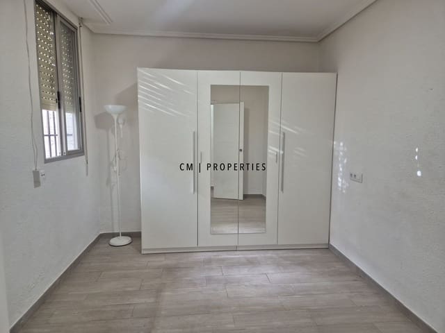 3 Zimmer Haus zu verkaufen in Aldaia - 300.000 € (Ref: 9657893)