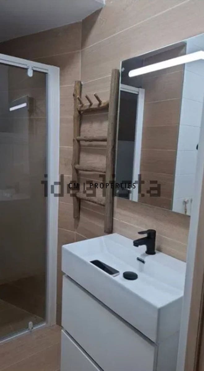 Lägenhet att hyra i Manises - 900 € (Ref: 9657894)