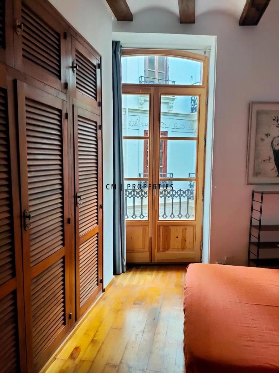 Piso de 1 habitación en València ciudad en alquiler - 1.300 € (Ref: 9665156)