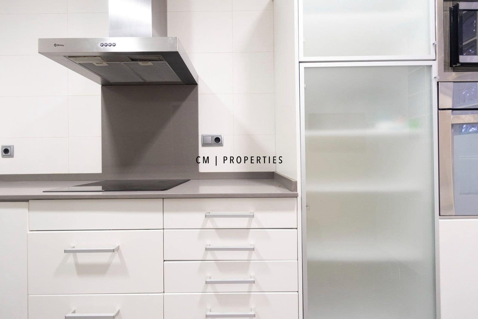 Appartement de 2 chambres à louer à Valence ville - 1 600 € (Ref: 9671089)