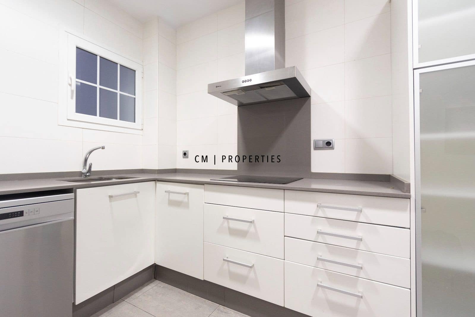 Appartement de 2 chambres à louer à Valence ville - 1 600 € (Ref: 9671089)