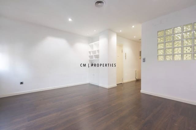 Appartement de 2 chambres à louer à Extramurs, Valence ville - 1 700 € (Ref: 9671089)