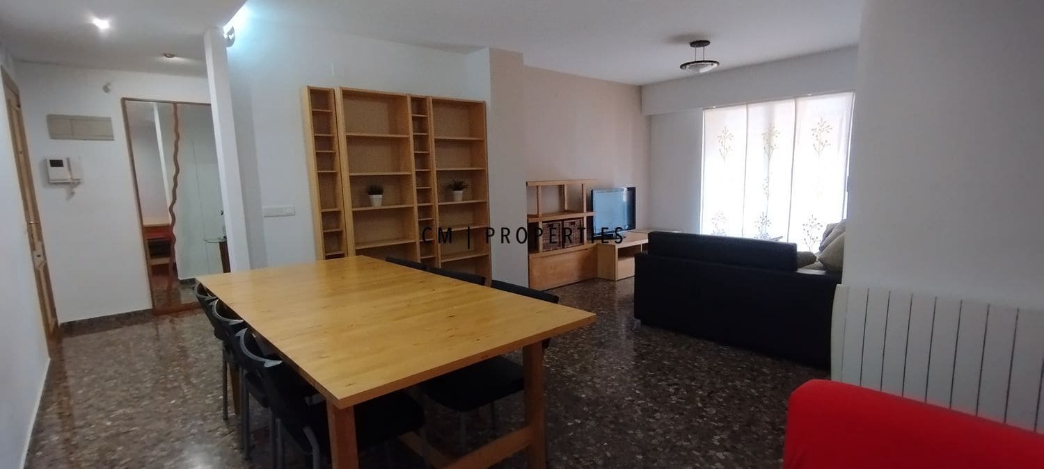 2 sovrum Lägenhet att hyra i Valencia stad med garage - 1 300 € (Ref: 9671090)