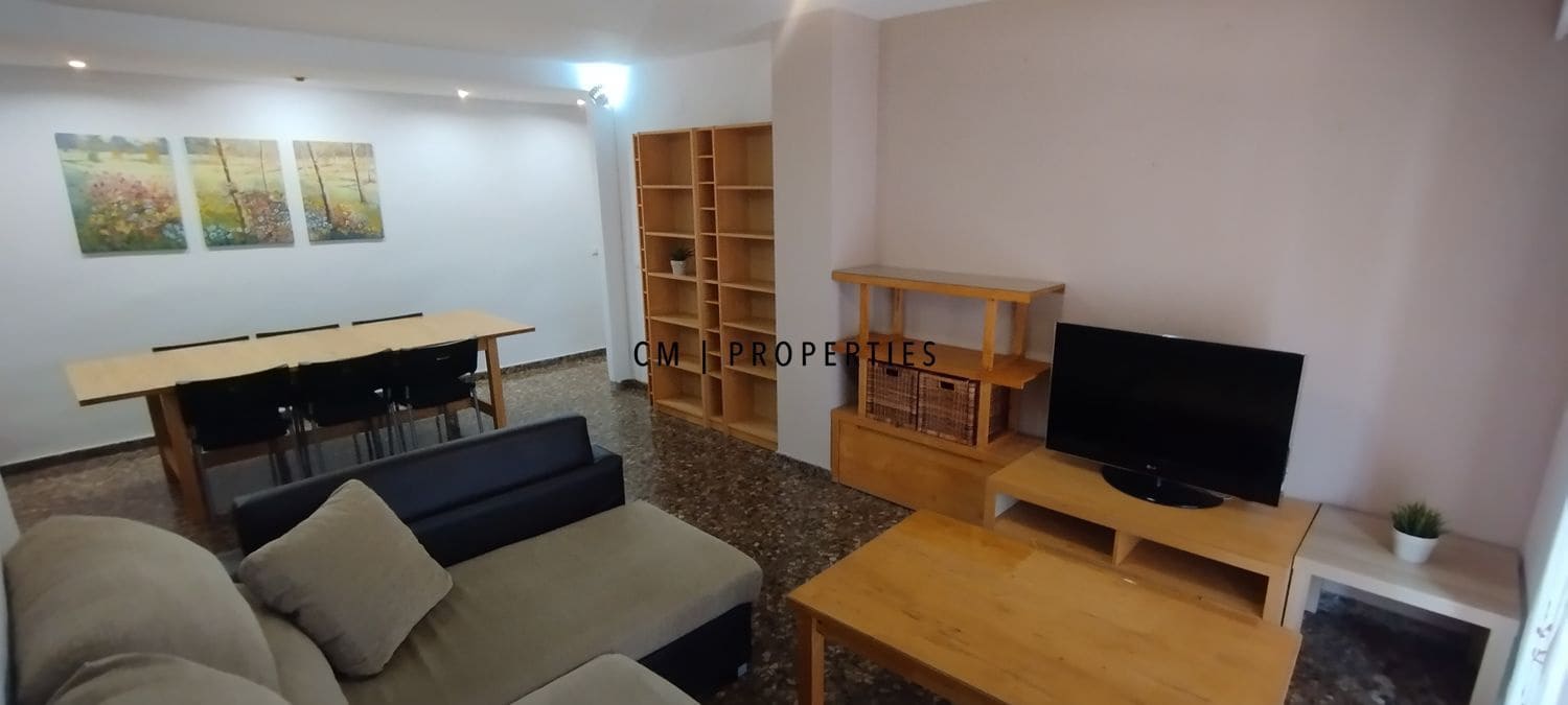 2 sovrum Lägenhet att hyra i Valencia stad med garage - 1 300 € (Ref: 9671090)