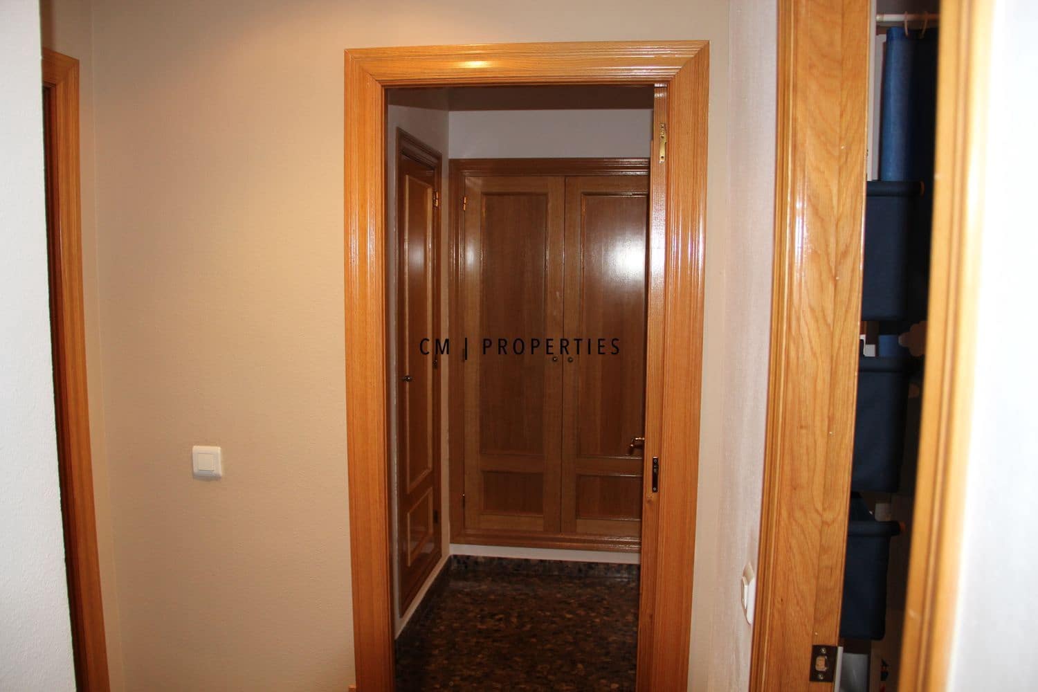 2 sovrum Lägenhet att hyra i Valencia stad med garage - 1 300 € (Ref: 9671090)