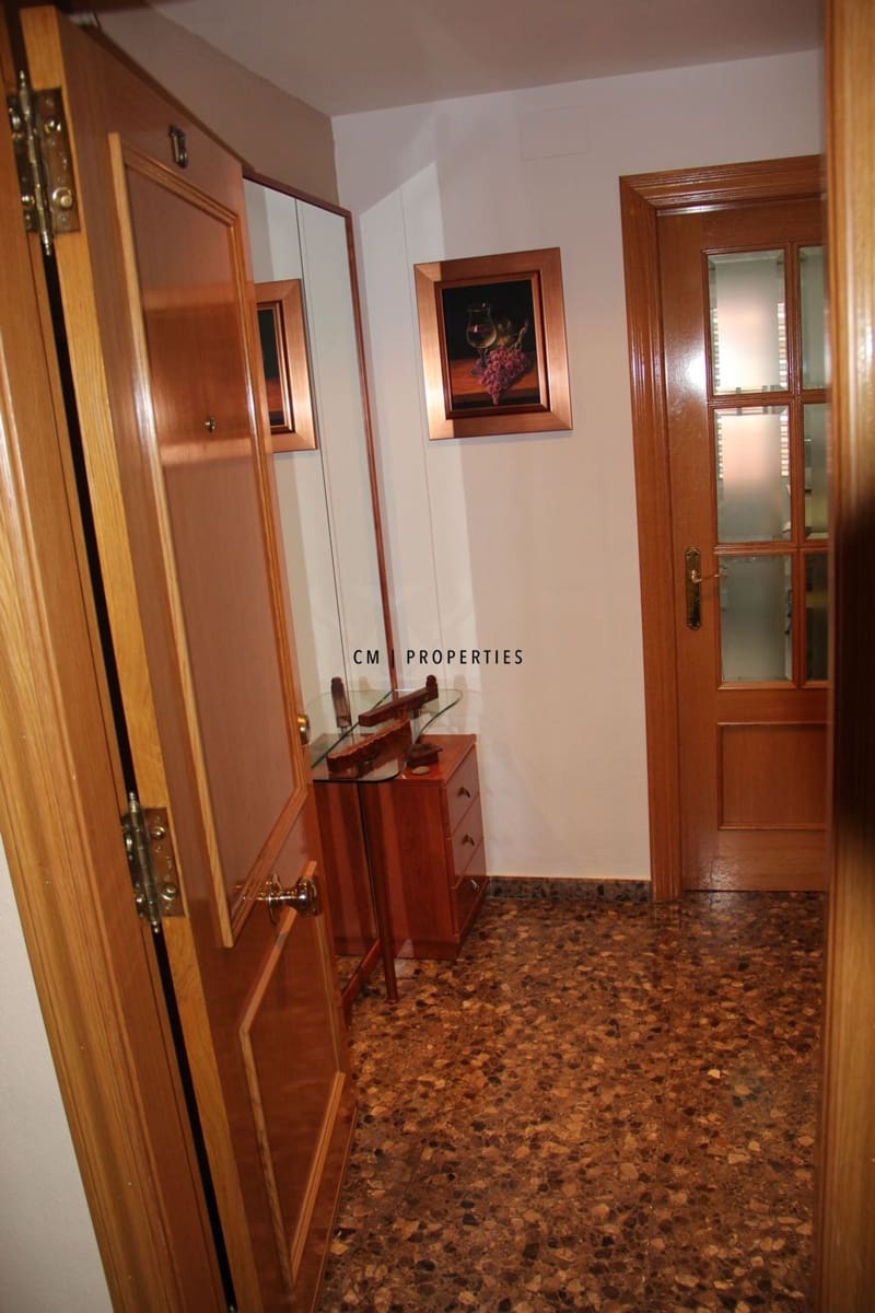 2 sovrum Lägenhet att hyra i Valencia stad med garage - 1 300 € (Ref: 9671090)