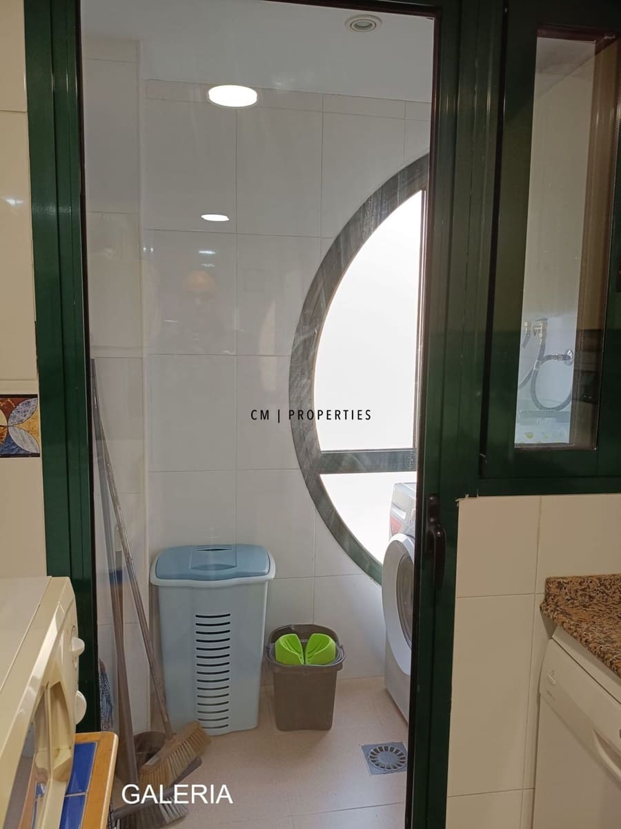 3 quarto Apartamento para arrendar em Mislata com garagem - 1 400 € (Ref: 9671091)