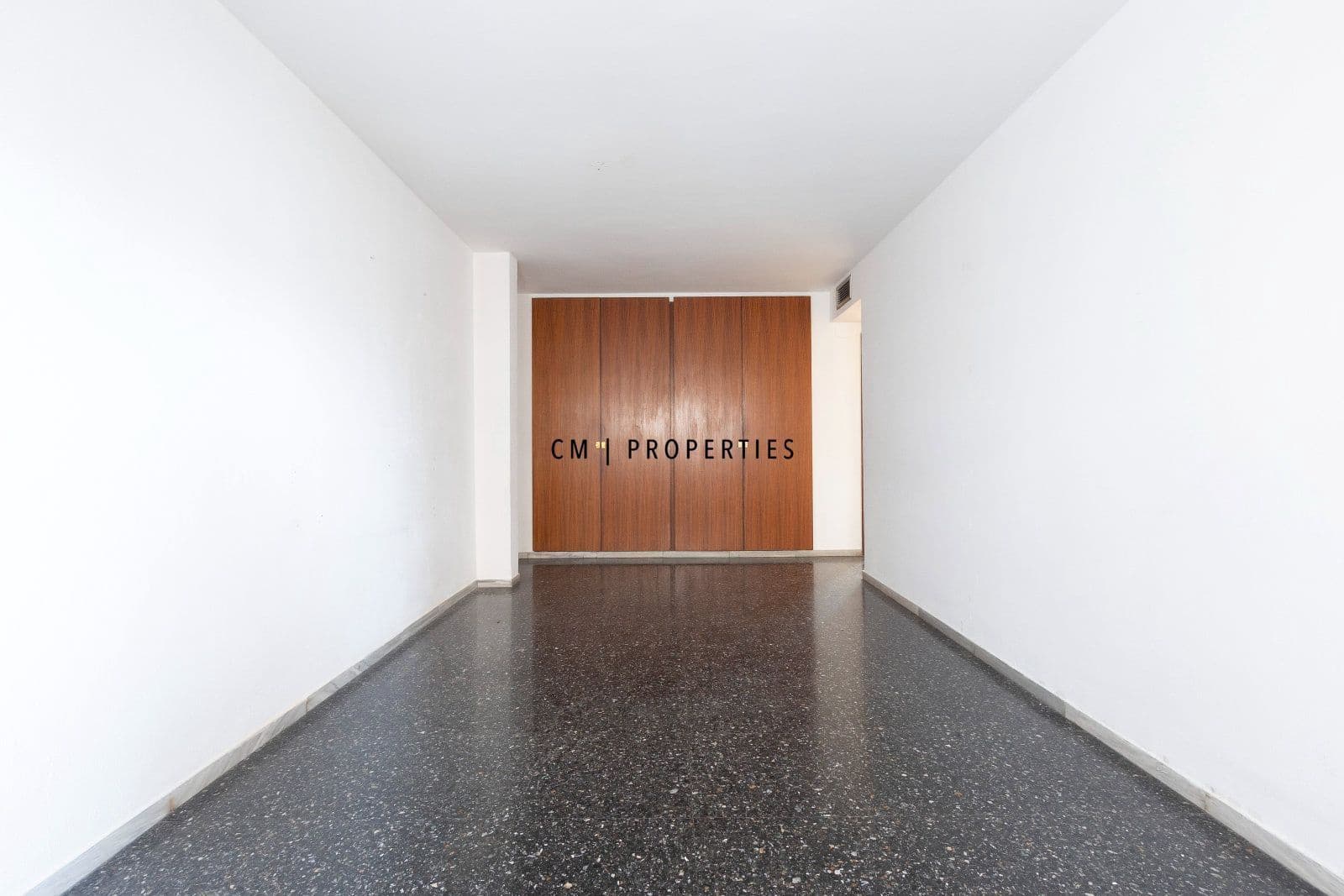 3 bedroom Flat for sale in Valencia city - € 860,000 (Ref: 9671092)