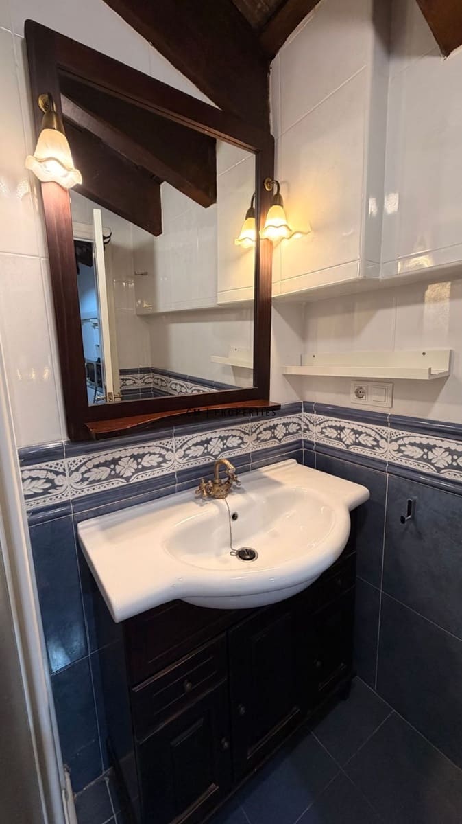 Attico da affittare in Valencia citta - 1.100 € (Rif: 9671254)