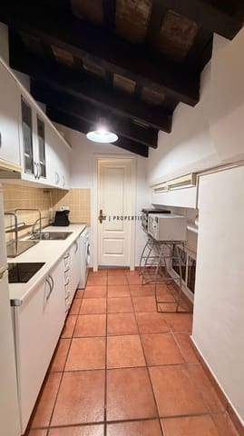 Attico da affittare in Ciutat Vella, Valencia città - 1.100 € (Rif: 9671254)