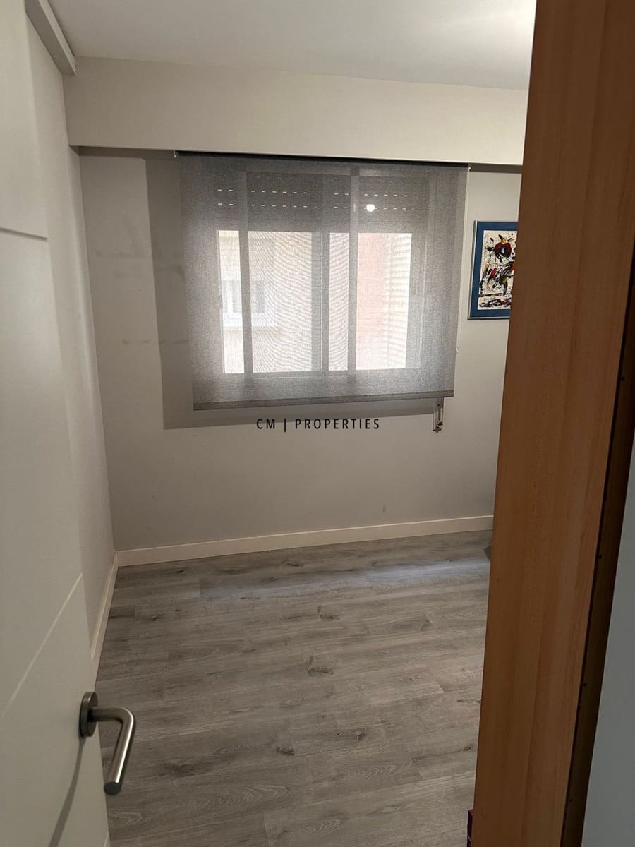 3 Zimmer Wohnung zu verkaufen in Valencia Stadt mit Garage - 375.000 € (Ref: 9671255)
