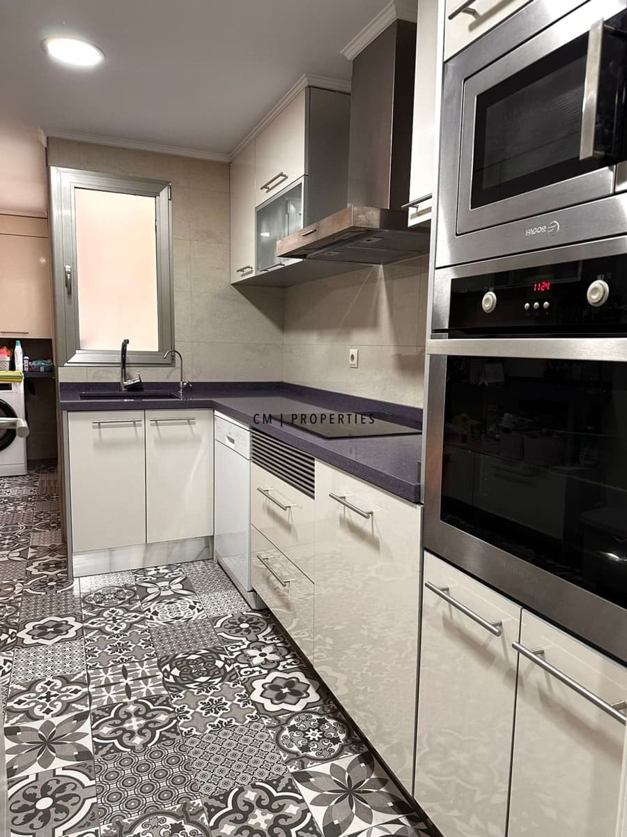 3 Zimmer Wohnung zu verkaufen in Valencia Stadt mit Garage - 375.000 € (Ref: 9671255)