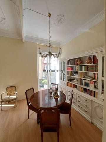 3 bedroom Flat for rent in La Gran Via, Valencia city - € 1,900 (Ref: 9672711)