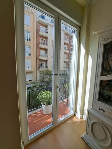 3 bedroom Flat for rent in La Gran Via, Valencia city - € 1,900 (Ref: 9672711)