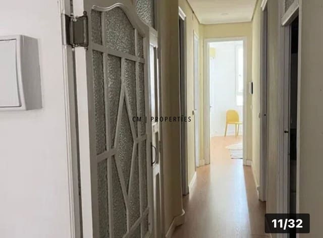 3 bedroom Flat for rent in La Gran Via, Valencia city - € 1,900 (Ref: 9672711)