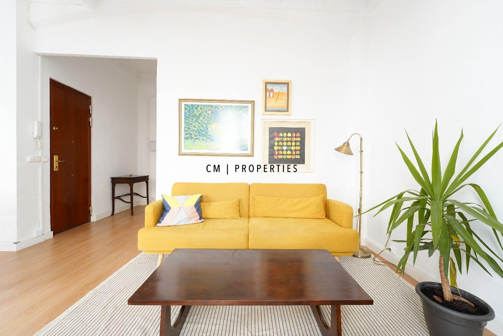 3 bedroom Flat for rent in Valencia city - € 1,900 (Ref: 9672711)