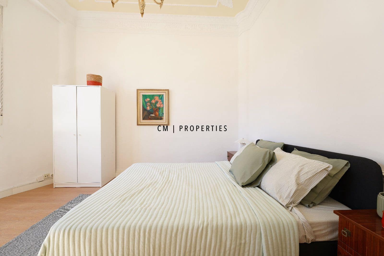 3 bedroom Flat for rent in Valencia city - € 1,900 (Ref: 9672711)