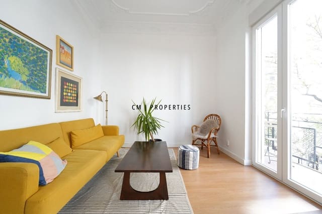 3 bedroom Flat for rent in La Gran Via, Valencia city - € 1,900 (Ref: 9672711)
