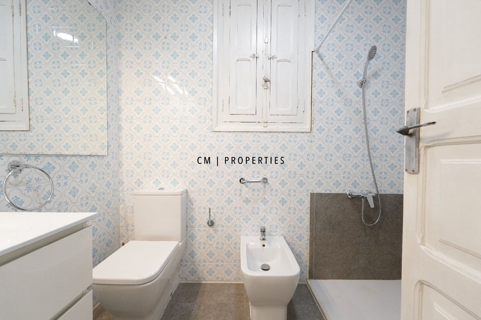 3 bedroom Flat for rent in Valencia city - € 1,900 (Ref: 9672711)