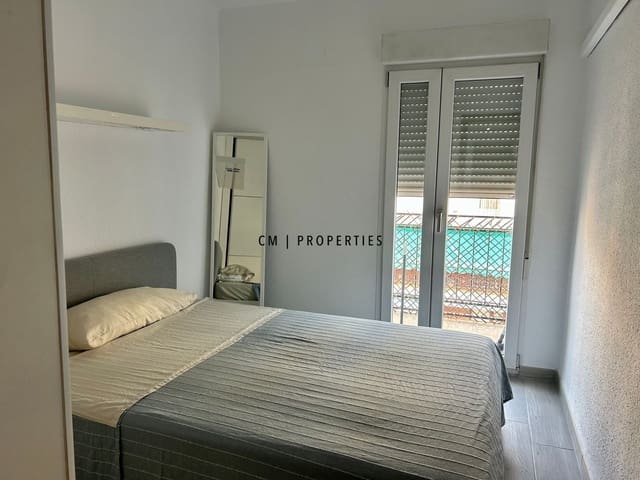 3 makuuhuone Asunto vuokrattavana paikassa Valencia kaupunki - 1 300 € (Ref: 9673657)