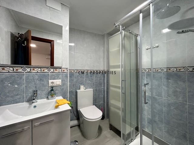 3 makuuhuone Asunto vuokrattavana paikassa Valencia kaupunki - 1 300 € (Ref: 9673657)