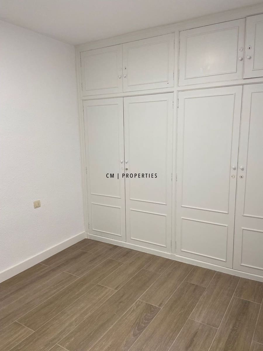 Piso de 4 habitaciones en Godella en alquiler - 1.500 € (Ref: 9675096)