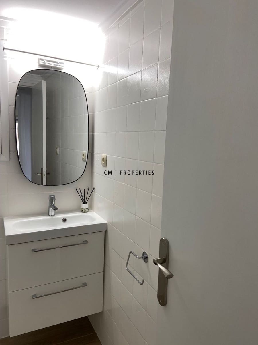 Piso de 4 habitaciones en Godella en alquiler - 1.500 € (Ref: 9675096)