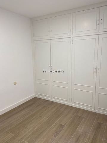 Piso de 4 habitaciones en Godella en alquiler - 1.500 € (Ref: 9675096)