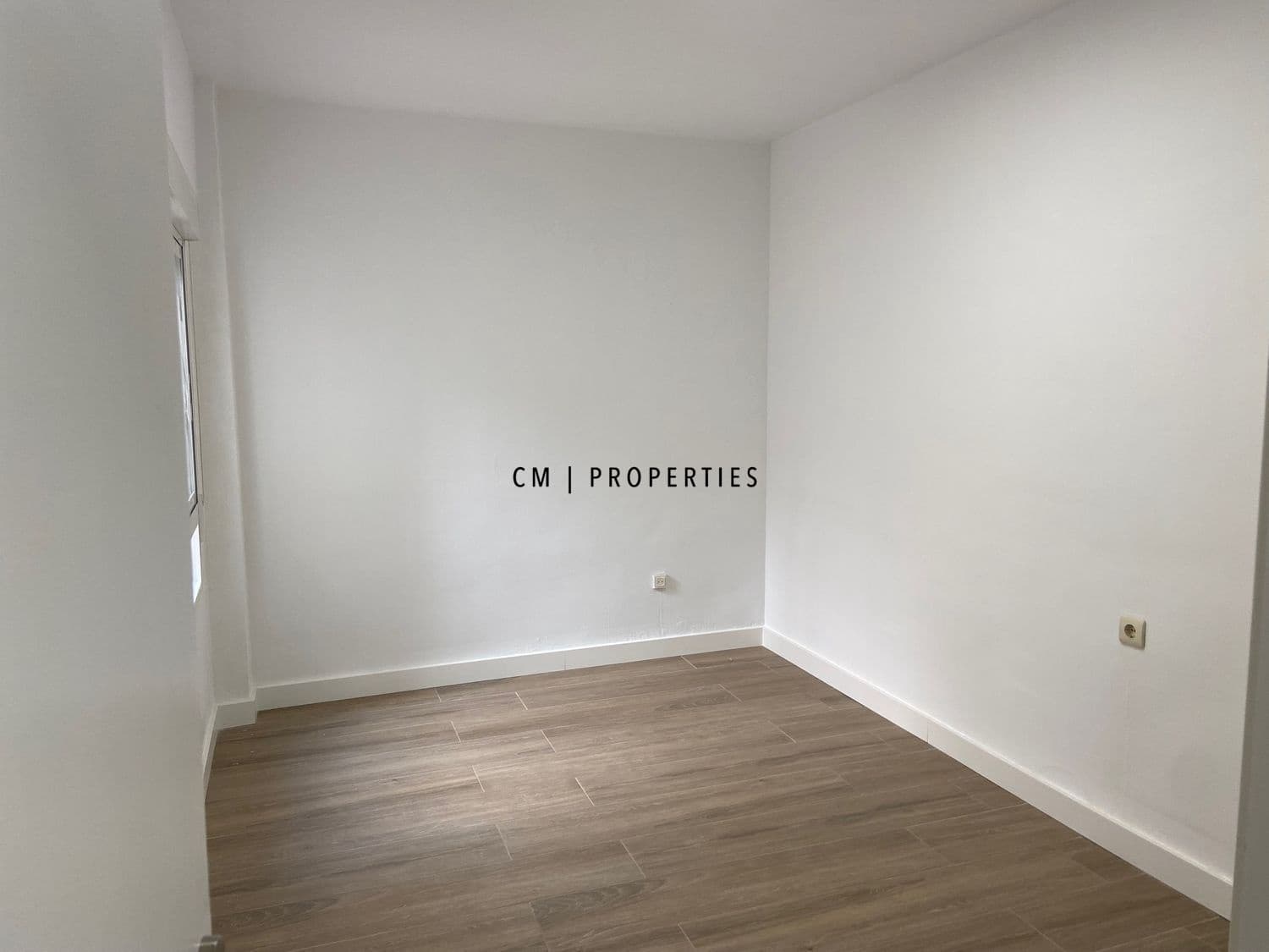 Piso de 4 habitaciones en Godella en alquiler - 1.500 € (Ref: 9675096)