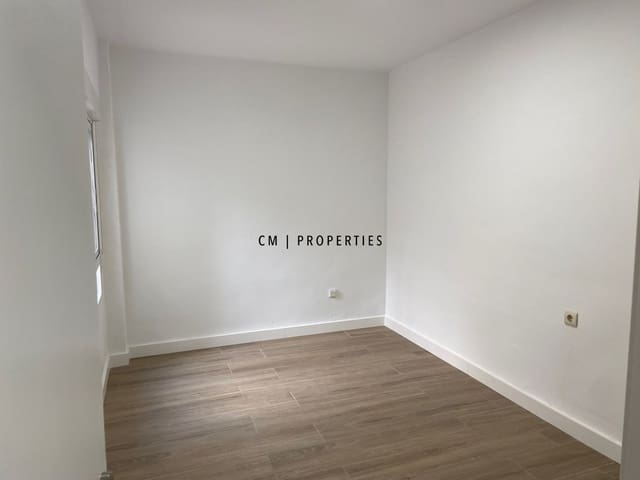 Piso de 4 habitaciones en Godella en alquiler - 1.500 € (Ref: 9675096)